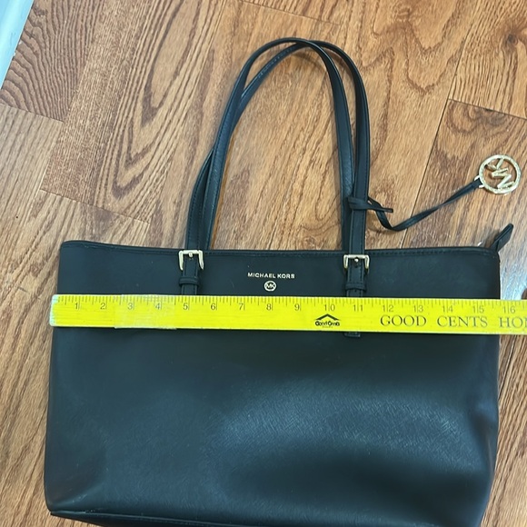 Michael Kors tote - Picture 2 of 7